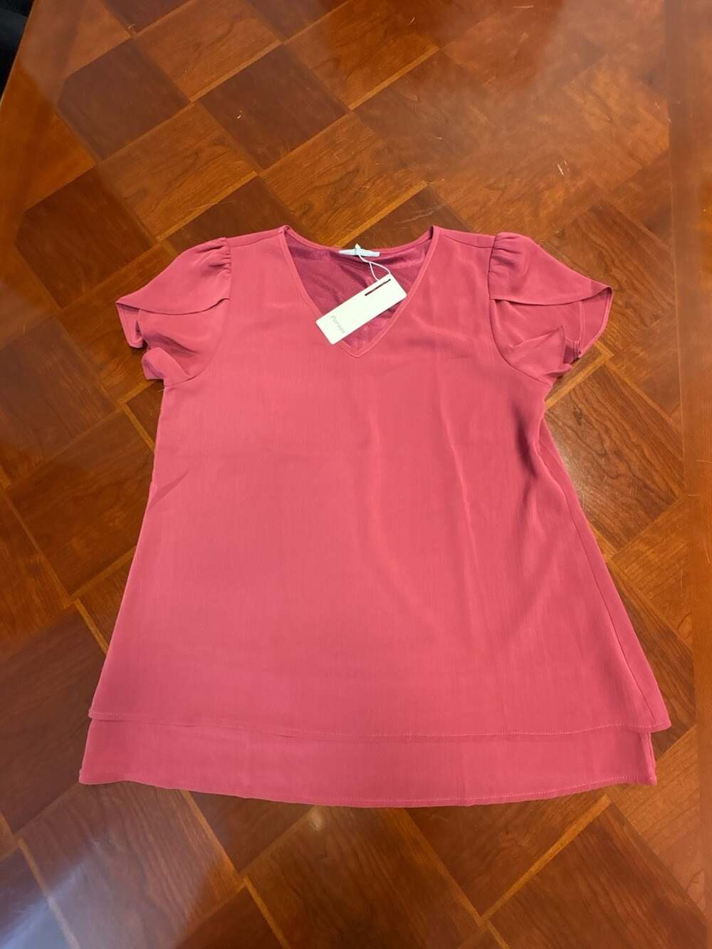 Furnex Women's Petal Short Sleeve V-Neck Double Layer Blouse